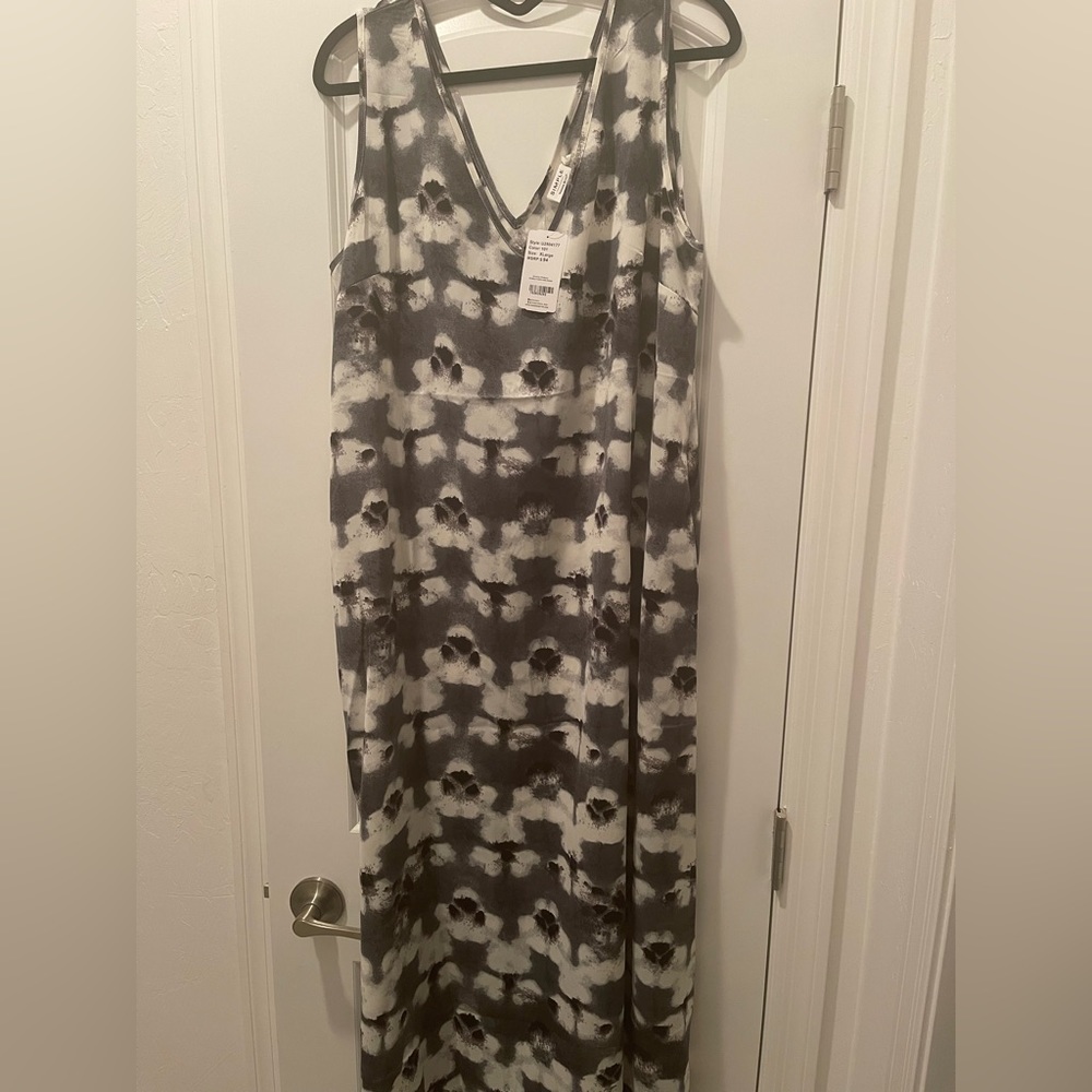 Ankle length flowy dress by Simple
